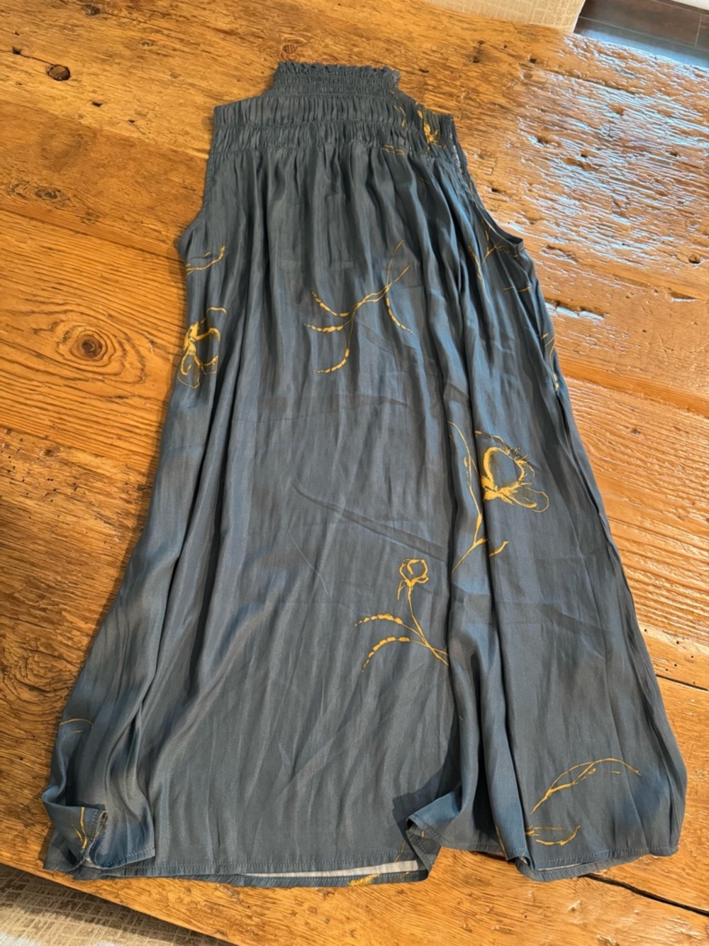 Sleeveless Blue Floral Mini Dress with Smocked Neck